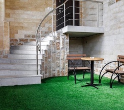 Номер полулюкс улучшенный с 1 двуспальной кроватью Жемчужина Кавказа в Ночной квартал