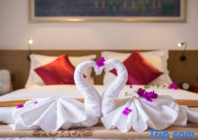 Люкс Deluxe с видом на воду в Hotel J Pattaya