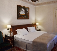Классический номер c видом на город в Taleon Imperial Hotel