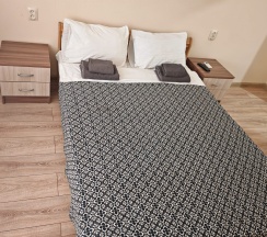 Двухместный номер Делюкс с 1 кроватью и балконом в Space aparts and rooms