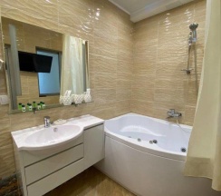Номер люкс премиум с 1 двуспальной кроватью в Express