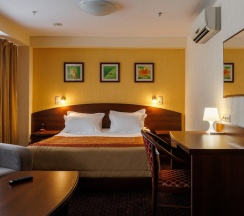 Полулюкс в Azimut