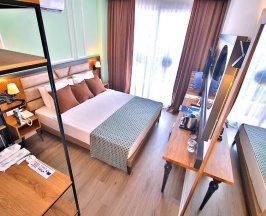 Двухместный номер Superior двуспальная кровать в Club Big Blue Suit Hotel