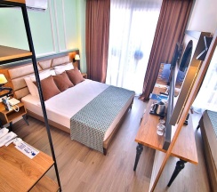 Двухместный номер Superior двуспальная кровать в Club Big Blue Suit Hotel