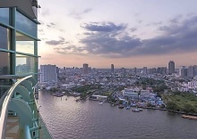 Одноместный люкс c 1 комнатой с видом на реку односпальная кровать в Chatrium Hotel Riverside Bangkok