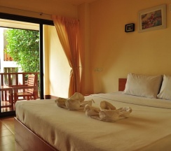 Двухместный номер Superior с балконом двуспальная кровать в Green Hill Resort