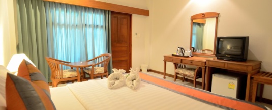 Двухместный номер Deluxe 2 отдельные кровати в First Bungalow Beach Resort