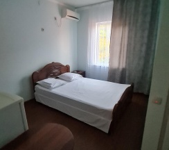 Двухместный номер с двуспальной кроватью с видом на озеро в Андреанна