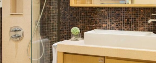 Двухместный номер с видом на горы двуспальная кровать в Royal View Hotel