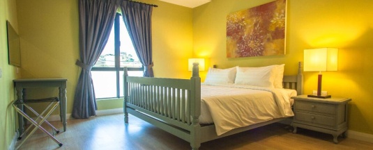 Люкс с 2 комнатами в RPGC Garden Hotel
