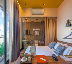 Номер Deluxe с балконом в Hotel YAN