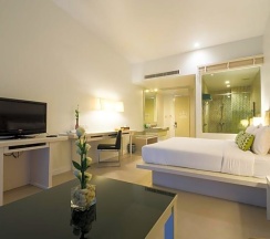 Номер Deluxe с видом на бассейн в The Briza Beach Resort Khaolak