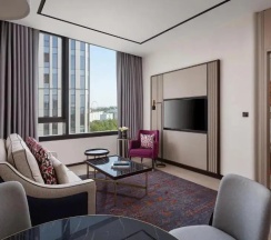 Двухместный люкс Club Lounge Access с террасой двуспальная кровать в InterContinental Tashkent, an IHG Hotel