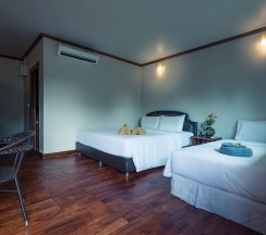 Двухместный номер Deluxe с балконом двуспальная кровать в Lipe Village Resort