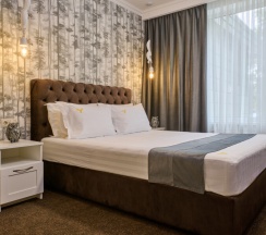 Полулюкс в Сова