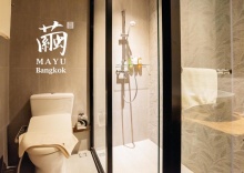 Люкс с балконом в MAYU Bangkok Japanese Style Hotel