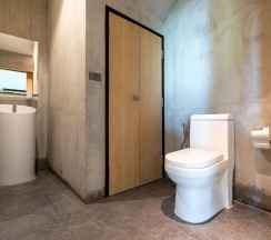 Вилла с 2 комнатами с балконом и с видом на горы в Design Duplex P10 in Natural Park Resort