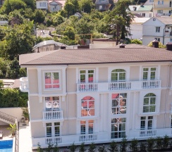 Двухместная делюкс Студия с Балконом в The white residence