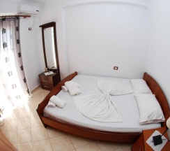 Четырёхместный номер Standard с видом на море в Hotel Erioni