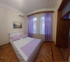 Семейные апартаменты с 2 комнатами в Уютный дворик