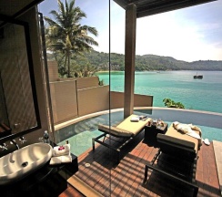 Люкс Grand с видом на бассейн в Impiana Private Villas Kata Noi