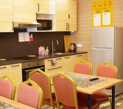 Кровать в двухместном номере в Якорная