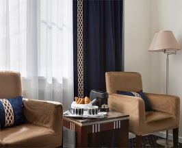 Клаб Рум в GRAND HOTEL OKA Premium