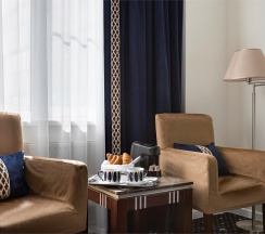 Клаб Рум в GRAND HOTEL OKA Premium