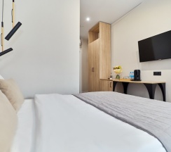 Бюджетный номер с видом на крышу в Mix Hotels Nevsky 47