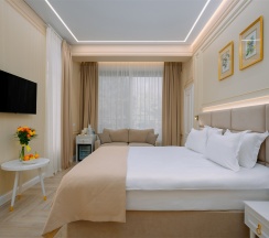 DeLuxe в Миррос Montis MediSPA