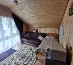 Полулюкс с видом на горы (2 этаж, номер 4) в Предгорье