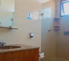 Кровать в общем номере (женский номер) в Cabo Frio Fun Hostel