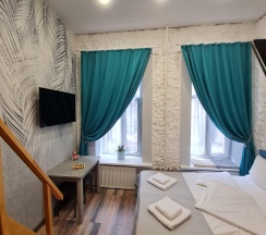 Трехместный номер в Чудо в перьях