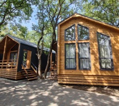 1. Коттедж семейный в Дубки