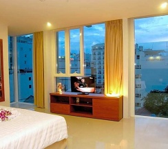 Двухместный номер Deluxe двуспальная кровать в Nam Hung Hotel