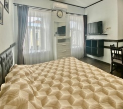 Двухкомнатная квартира №13 в Квартиры в доме купчихи Морозовой