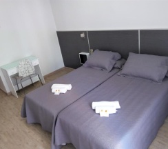 Двухместный номер Standard 2 отдельные кровати в Hostal Jemasaca - Palma61