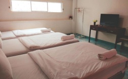 Четырёхместный номер Standard в Bedtime Huahin Hotel