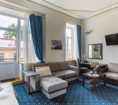 Премиум с Балконом в Александр Hotel