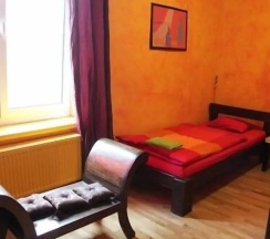 Одноместный семейный номер Standard двуспальная кровать в El hostel