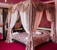 Люкс с джакузи №31 (1 Bedroom Deluxe) в Виктория