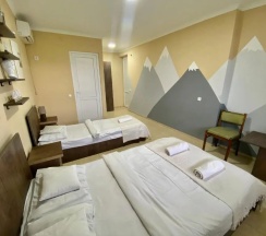 Трёхместный номер Standard в Aloft House