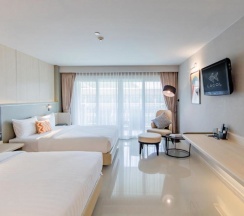 Номер Premier с видом на бассейн в Lacol Khao Yai - A Chatrium Collection