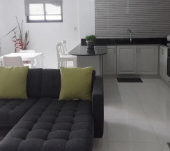 Апартаменты Deluxe c 1 комнатой с балконом в East Horizon Self-Catering