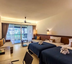 Номер Premier с частичным видом на океан в Southsea Khaolak Beach Resort