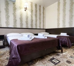 3-местная комната комфорт в Виктория