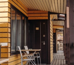 Номер с видом на бассейн в Villa Malina