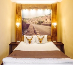 Двухместный номер Deluxe с балконом двуспальная кровать в Sunrise eco hotel
