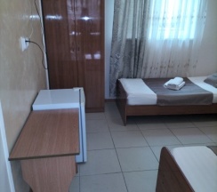 Двухместный Стандарт с двумя односпальными кроватями без балкона в Ангелина