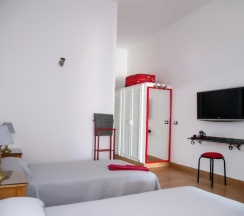 Двухместный номер Standard двуспальная кровать в SANAFIR HOTEL - El Pacha Suites